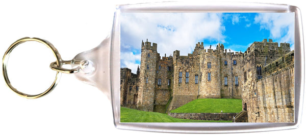 Large Alnwick Castle Tower Grounds Keyring Sunny Day
