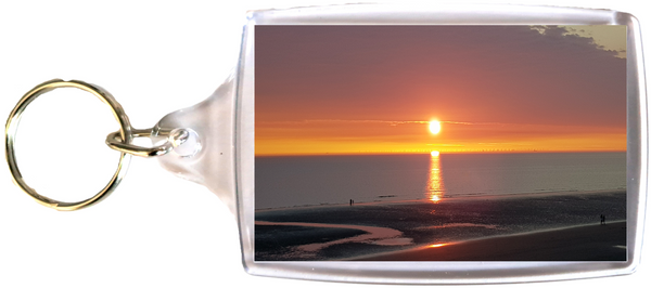 Large Blackpool Keyring showing a sunset on the beach.